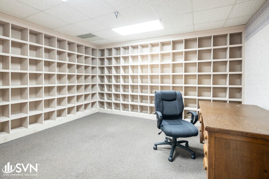 More Photos Of 650 High St, Danville Office For Sale