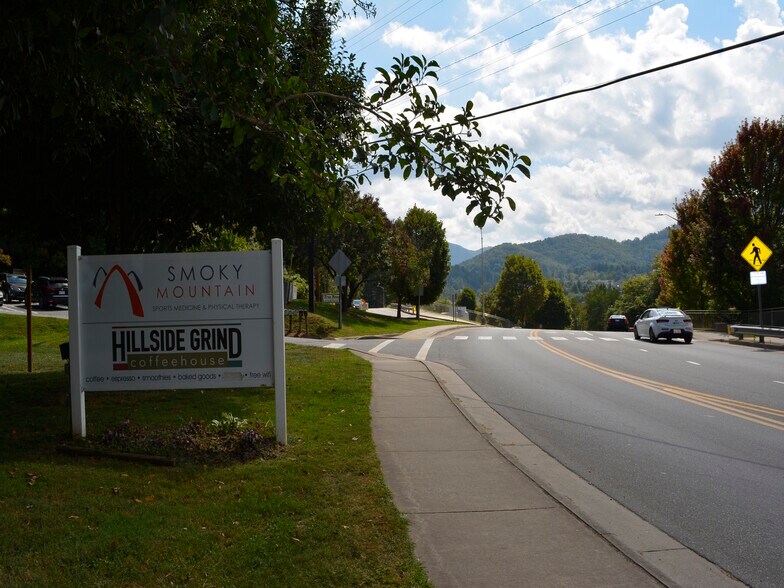 More Photos Of 44 & 54 Legacy Ln, Cullowhee Apartments For Sale