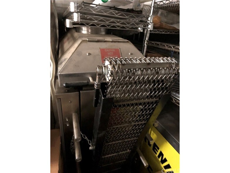 More Photos Of 17941 Grand Ave, Lake Elsinore Convenience Store For Lease