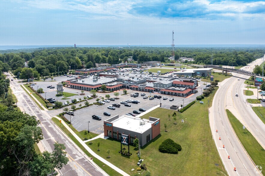 More Photos Of 5901 N Prospect Rd, Peoria Unknown For Lease