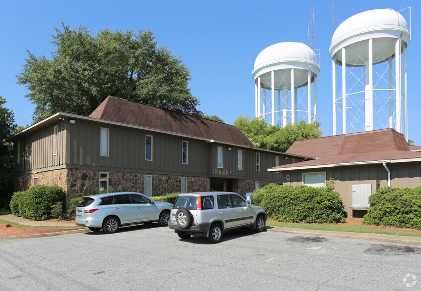More Photos Of 3025 University Ave, Columbus Office For Lease