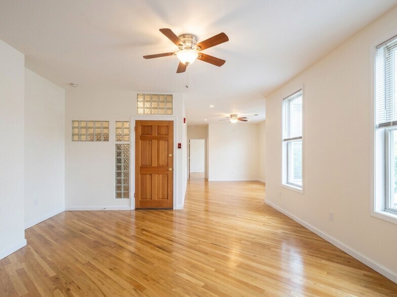 More Photos Of 2554 37th St, Astoria Apartments For Sale