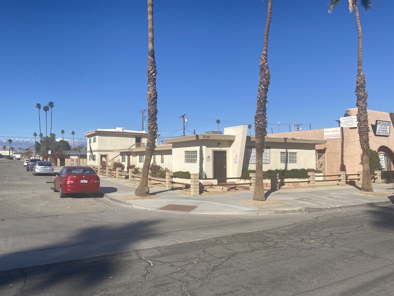 More Photos Of 45895 Oasis St, Indio Office For Lease