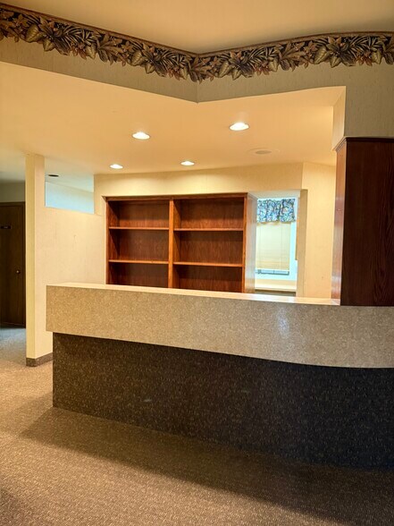More Photos Of 100 Horseshoe Lane, Weaverville Office For Sale