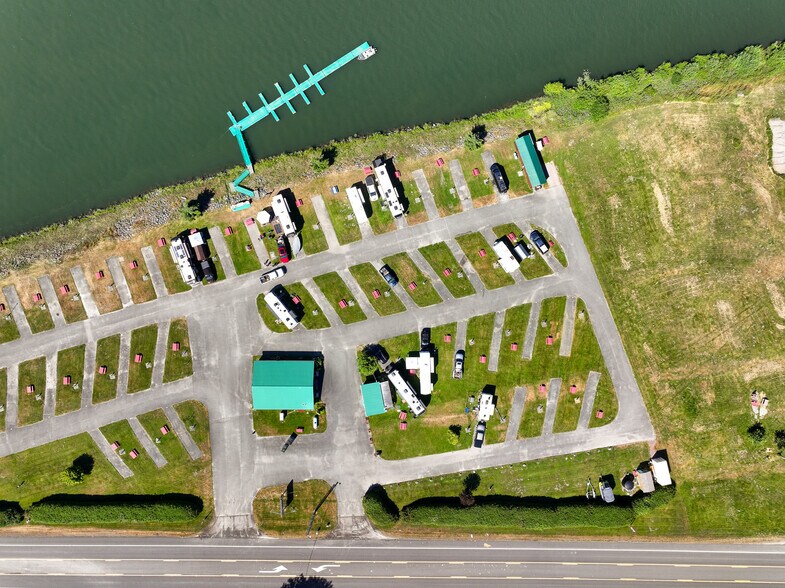 More Photos Of 17581 US Highway 101 N, Klamath Trailer Camper Park For Sale