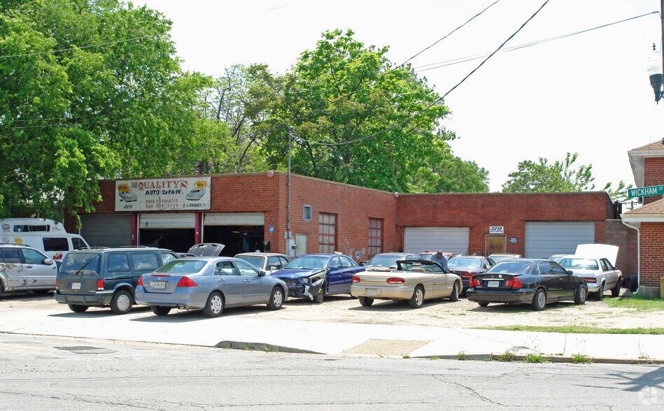 Primary Photo Of 2215 N Lombardy St, Richmond Auto Repair For Sale