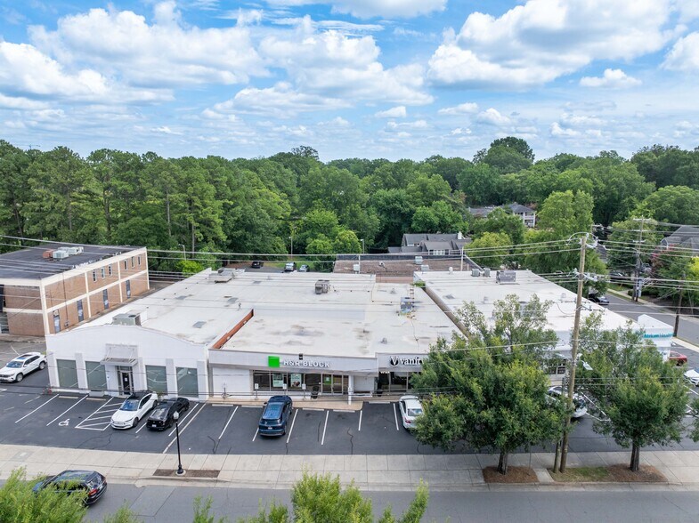 More Photos Of 1431 South Blvd, Charlotte Unknown For Lease
