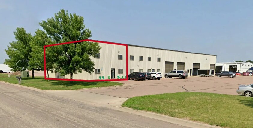 Primary Photo Of 3620 N Casco Ave, Sioux Falls Industrial For Lease