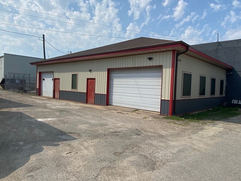 More Photos Of , Menasha Unknown For Sale