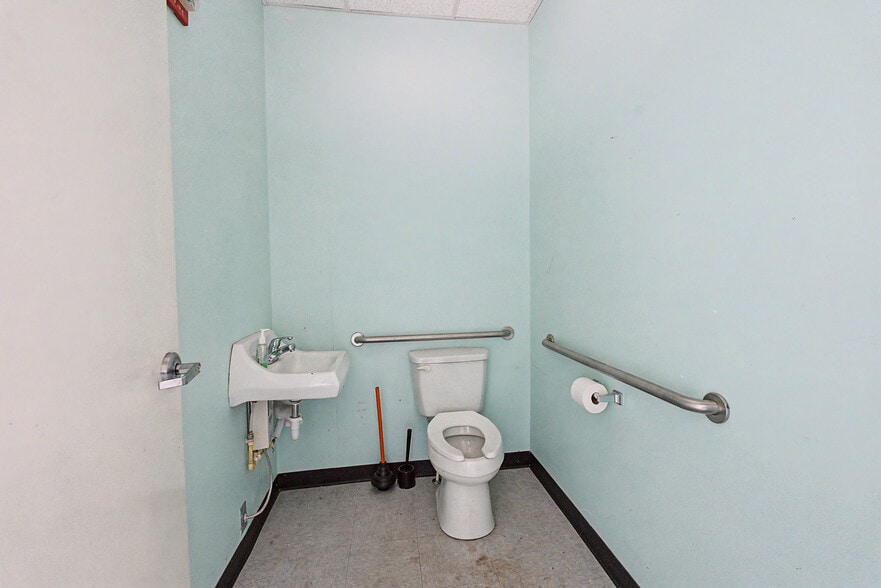 More Photos Of 269 N Hull St, Athens Apartments For Sale