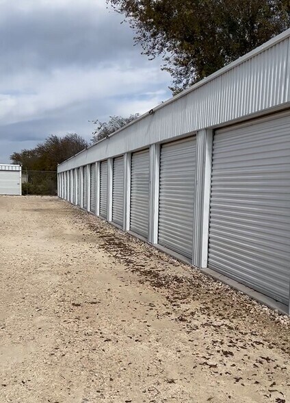 More Photos Of 1424 TX-22 Hwy, Whitney Self Storage For Sale