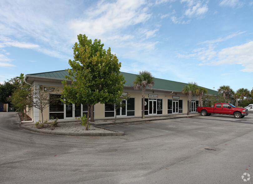 Primary Photo Of 9055 Americana Rd, Vero Beach Medical For Sale