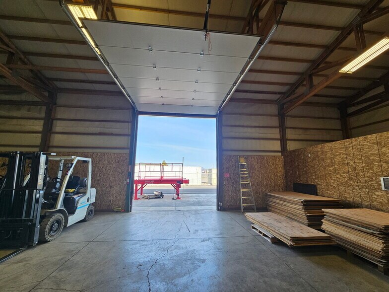 More Photos Of 2172 NW Industrial Park Rd, Prineville Industrial For Lease