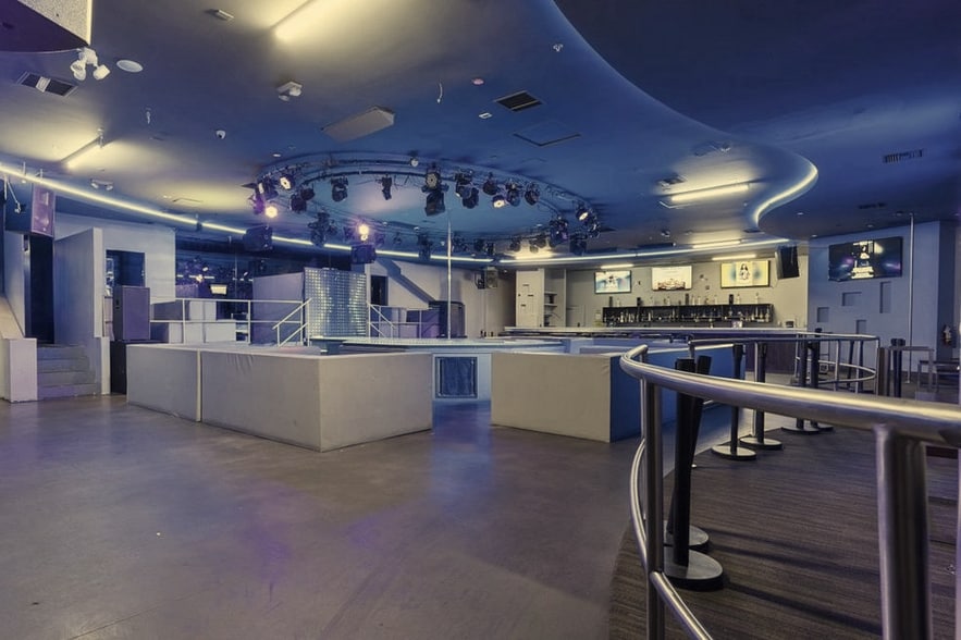 More Photos Of 4636 Wynn Rd, Las Vegas Health Club For Sale