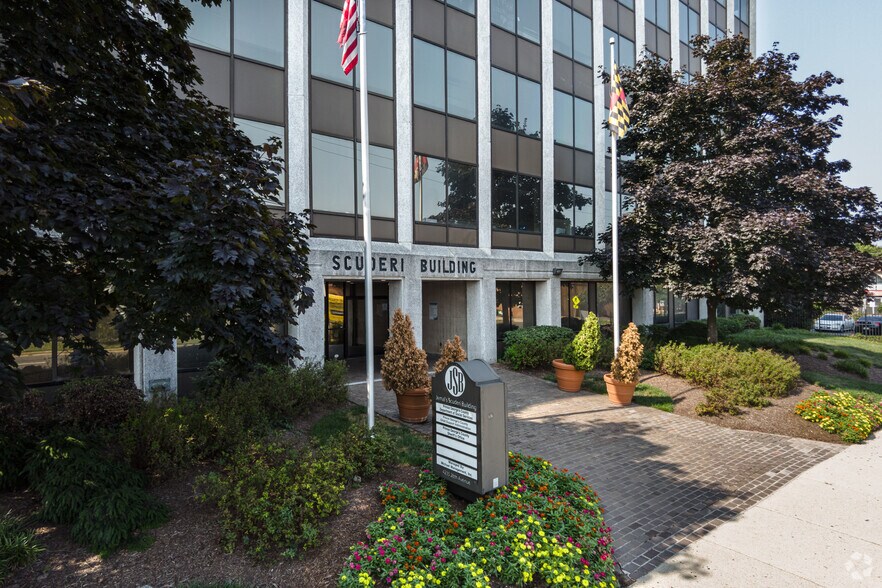 More Photos Of 4235 28th Ave, Marlow Heights Office For Sale