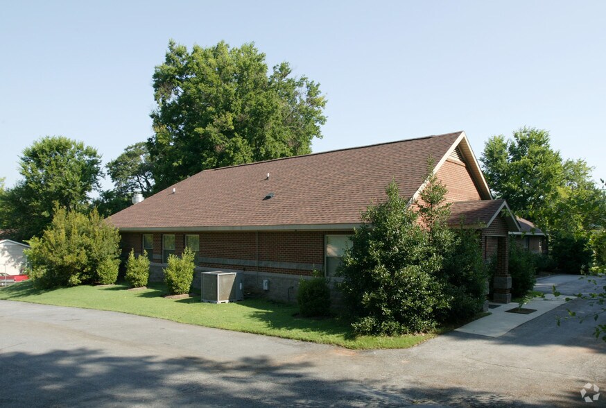 More Photos Of 20 Mayfield St, Greenville Office Residential For Sale