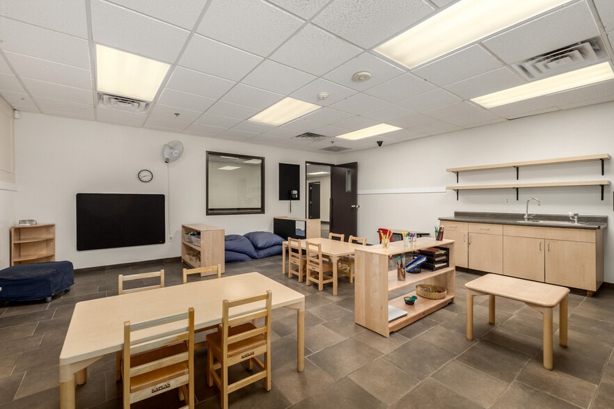 More Photos Of 1494 S Gilbert Rd, Gilbert Daycare Center For Lease
