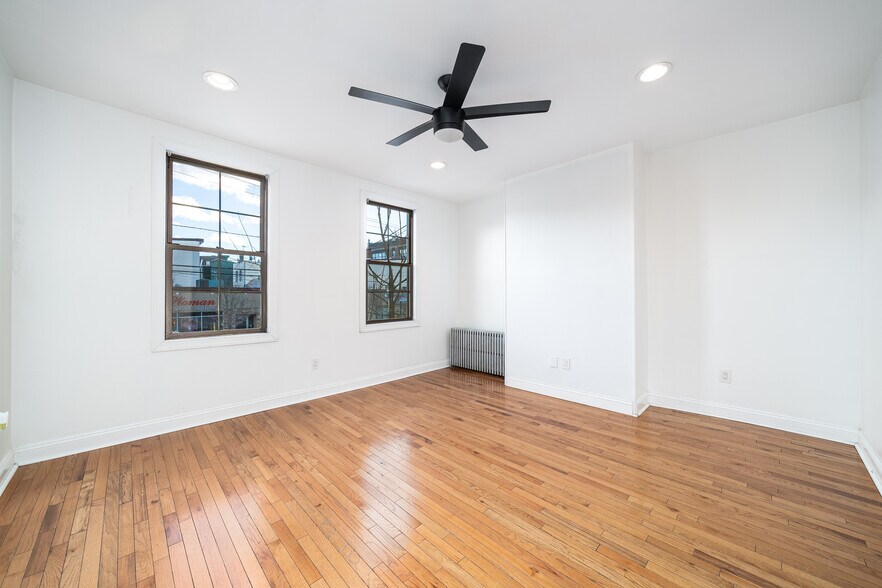 More Photos Of 2907 Summit Ave, Union City Industrial For Sale