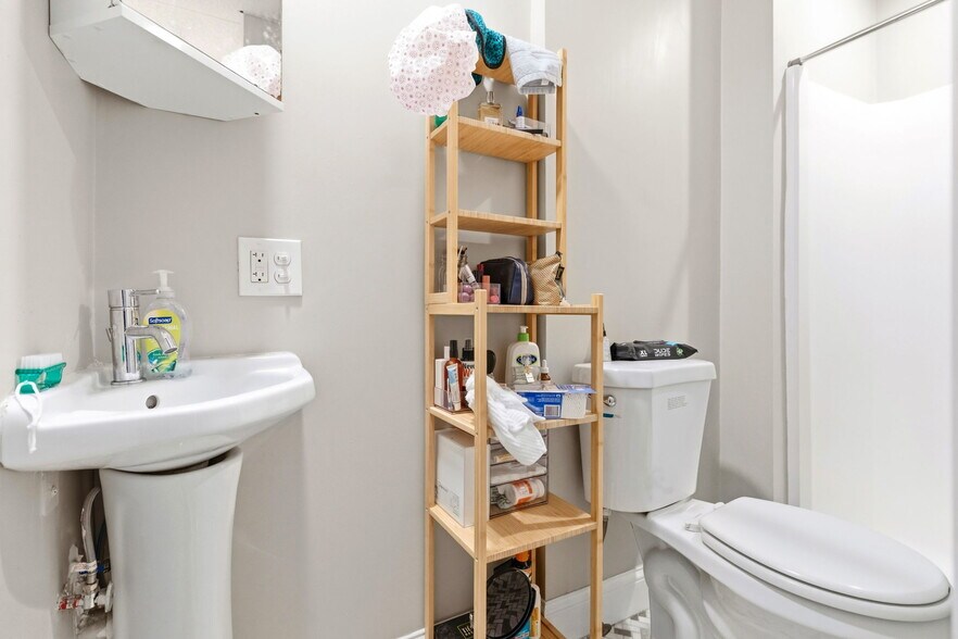 More Photos Of 60 N Margin St, Boston Apartments For Sale