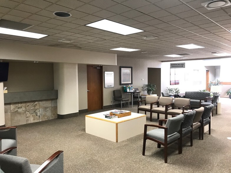 More Photos Of 2530 N 8th St, Grand Junction Medical For Sale