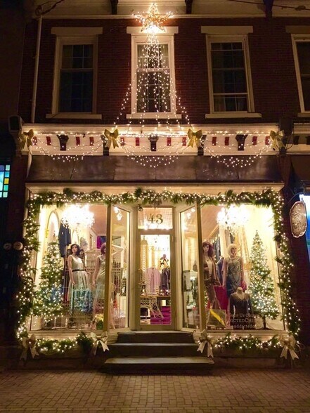 More Photos Of 43 Main St, Clinton Township Storefront For Sale