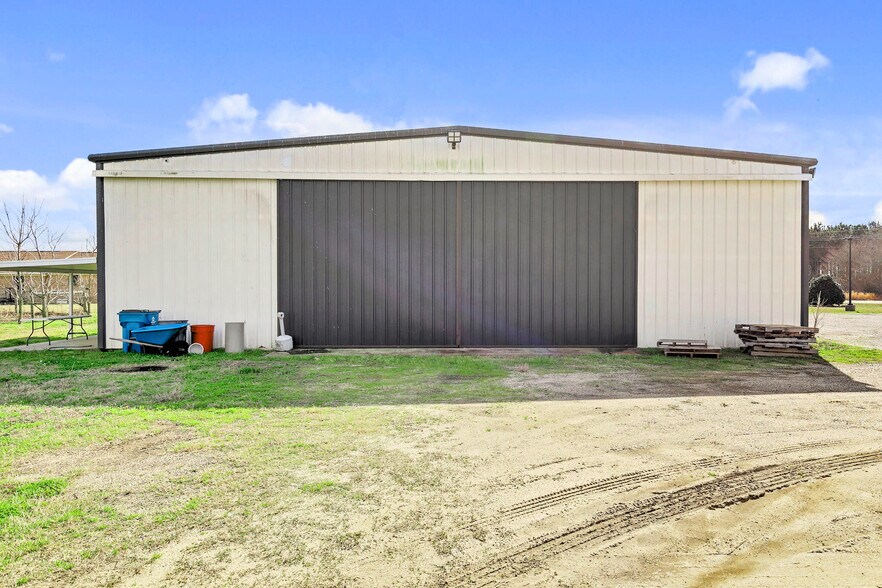 More Photos Of 5060 Jack Springs Rd, Atmore Light Distribution For Lease