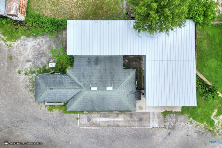 More Photos Of 1517 US 17, Eagle Lake Warehouse For Lease