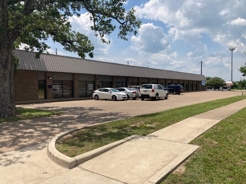 More Photos Of , Bryan Unknown For Sale