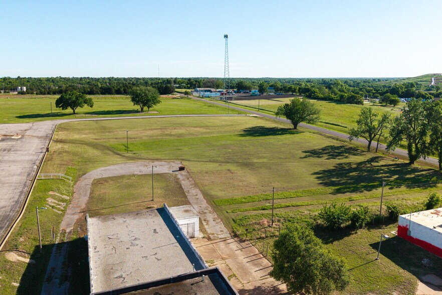 More Photos Of 4627 NE 23rd St, Oklahoma City Religious Facility For Sale