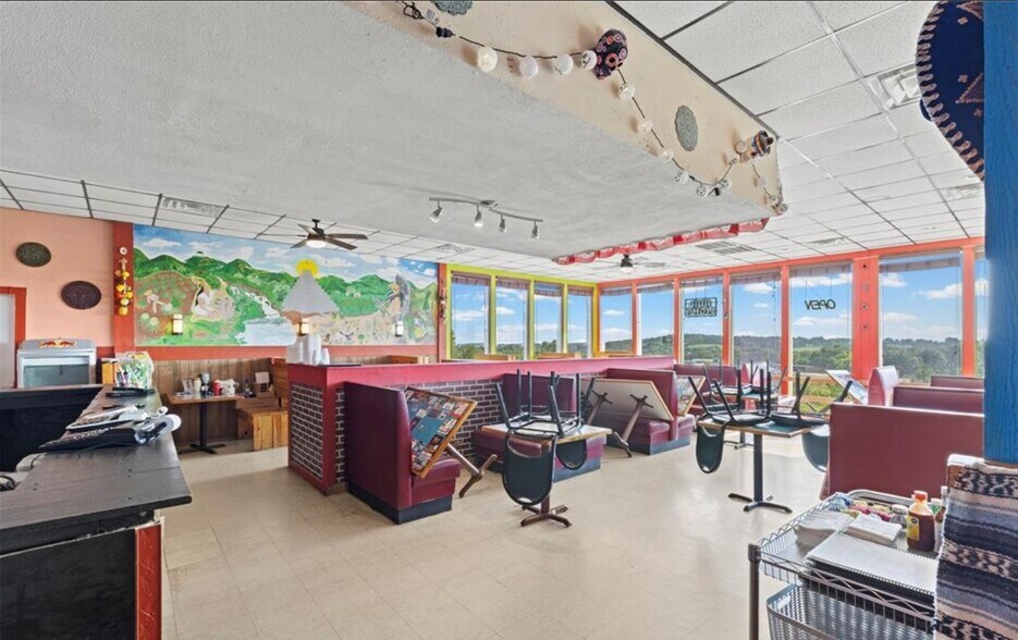 More Photos Of 1909 N Service Rd E, Saint Clair Freestanding For Sale