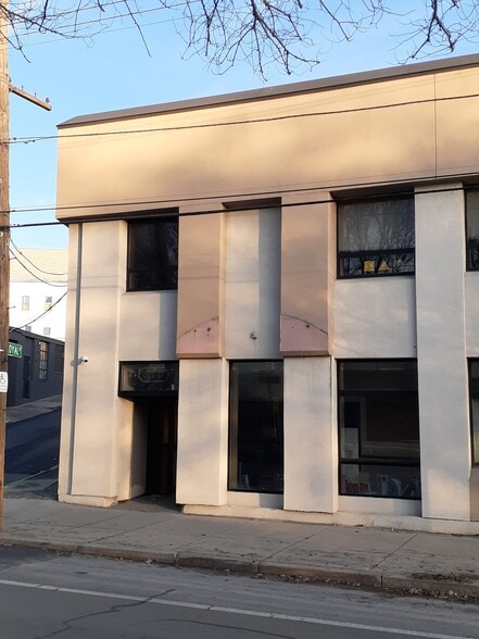 More Photos Of 845 N Main St, Providence Medical For Sale