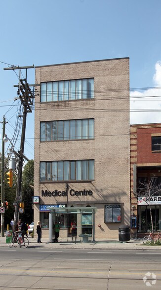 More Photos Of 540 College St, Toronto Medical For Lease