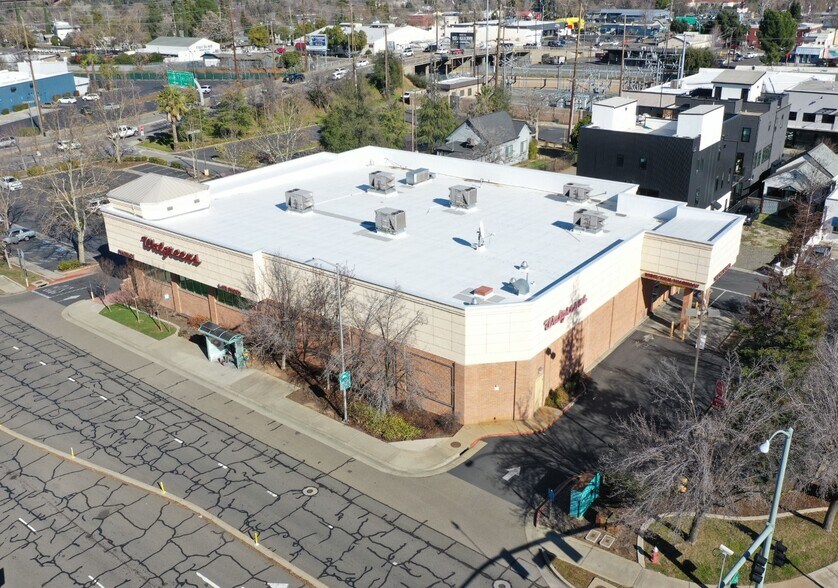 More Photos Of 1775 Eureka Way, Redding Drugstore For Sale
