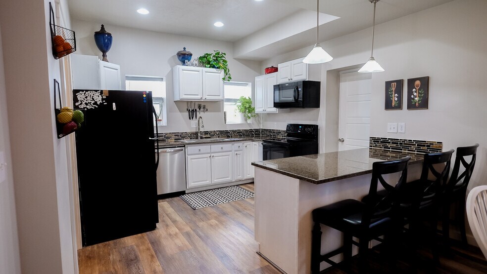 More Photos Of 125 W 800 S, Salt Lake City Multifamily For Sale