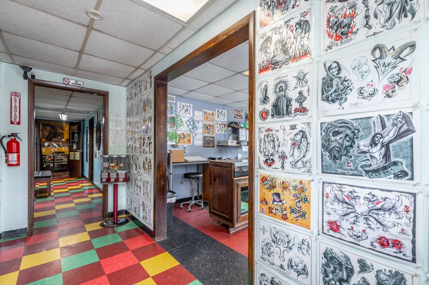 More Photos Of 605 Cherokee Blvd, Chattanooga Storefront Retail Residential For Sale