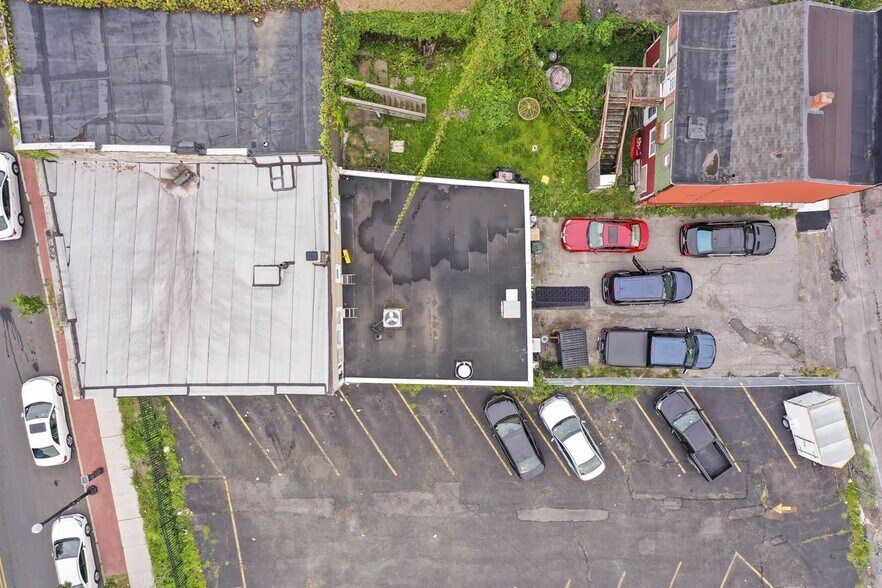 More Photos Of 165 Madison Ave, Albany Storefront Retail Residential For Sale