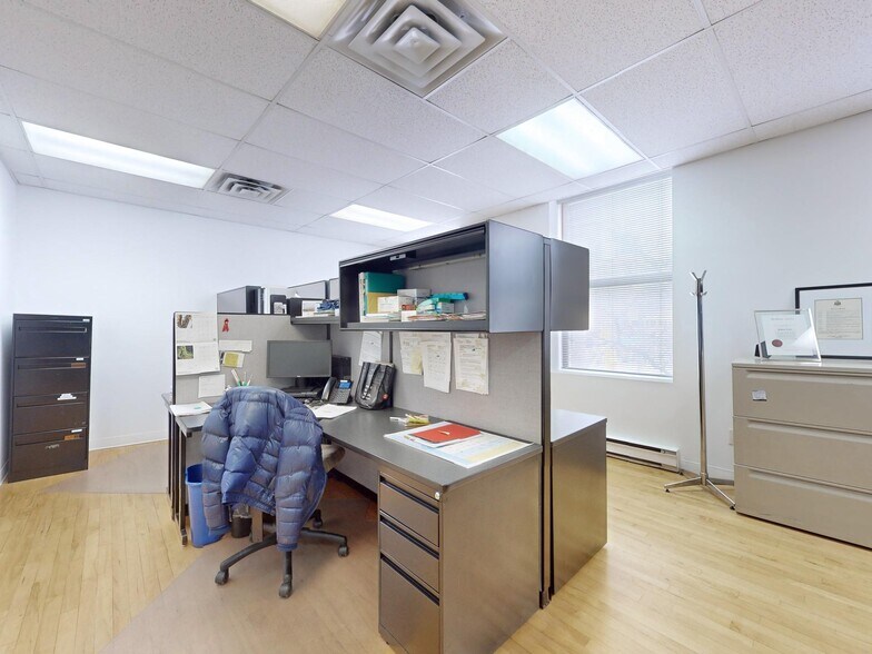 More Photos Of 66 Gerrard St E, Toronto Storefront Retail Office For Lease
