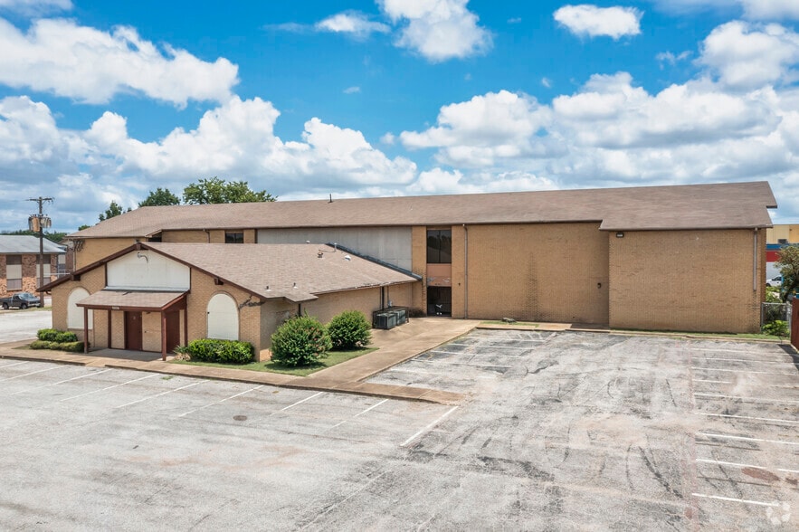More Photos Of 1150 Fuller Dr, Dallas Religious Facility For Sale