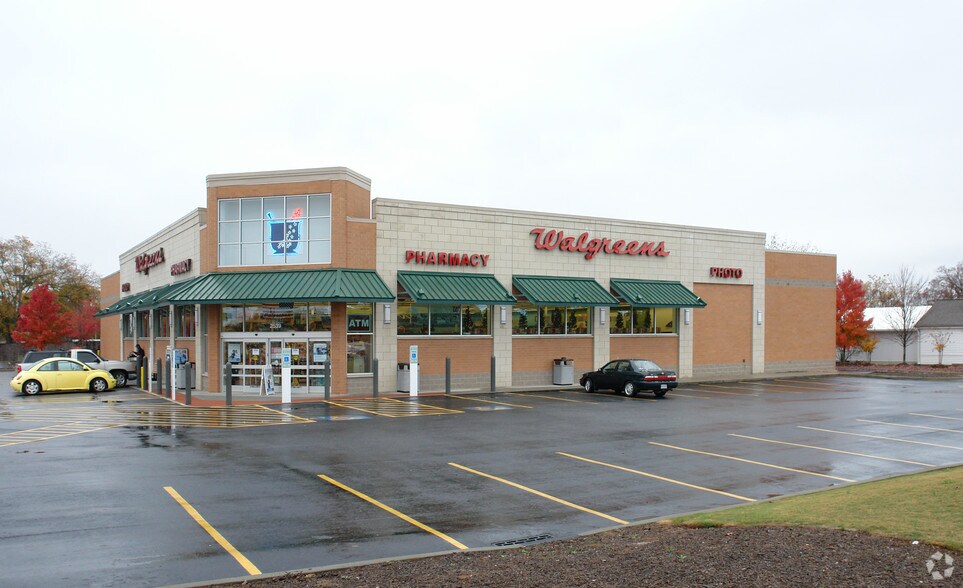 Primary Photo Of 2539 W Whitner St, Anderson Drugstore For Sale