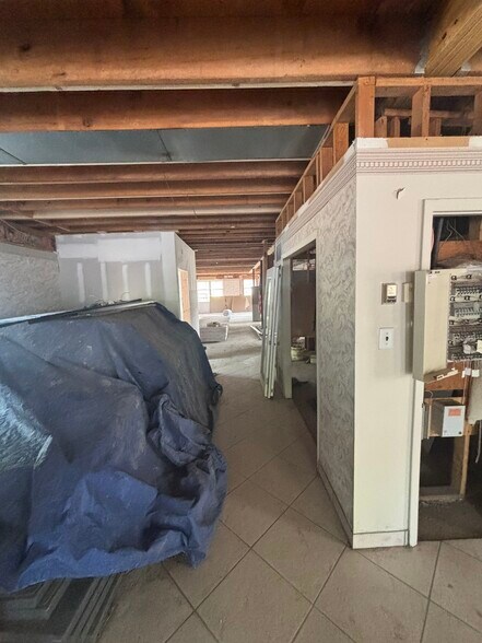 More Photos Of 510 S Burnt Mill Rd, Voorhees Office For Lease