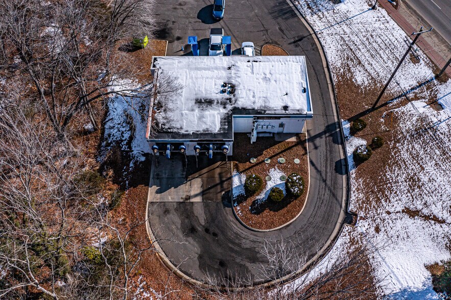 More Photos Of 516 14th st, West Point Carwash For Sale