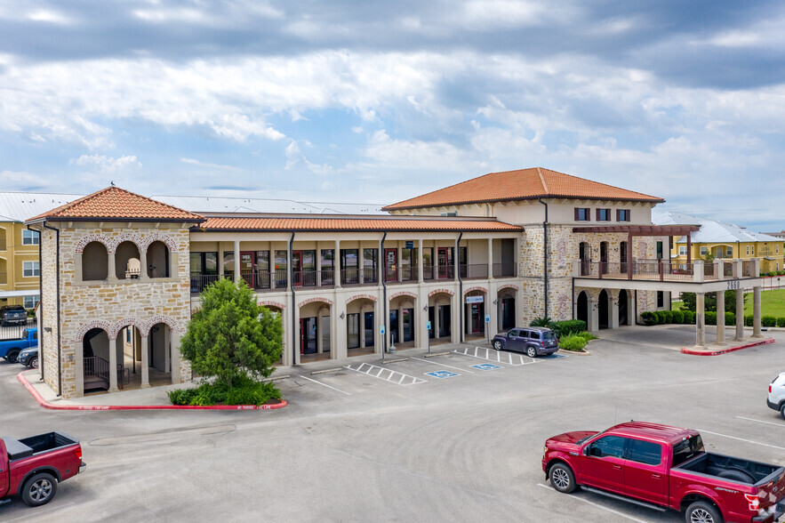 Primary Photo Of 2660 Common St, New Braunfels Medical For Lease