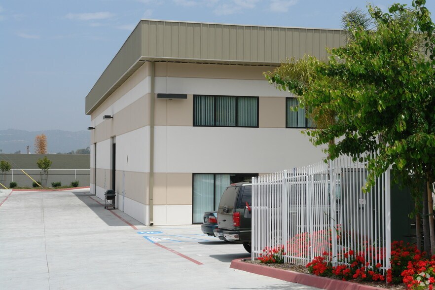Primary Photo Of 545-565 Country Club Dr, Escondido Warehouse For Sale
