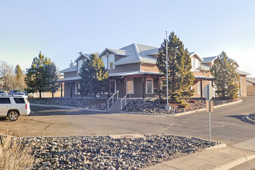 More Photos Of 939 Robinson Ave, Trinidad Police Fire Station For Lease