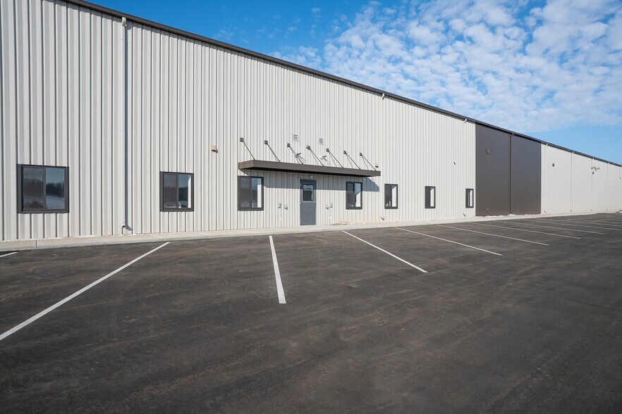 More Photos Of 0 Highway T Hwy, Eau Claire Manufacturing For Lease