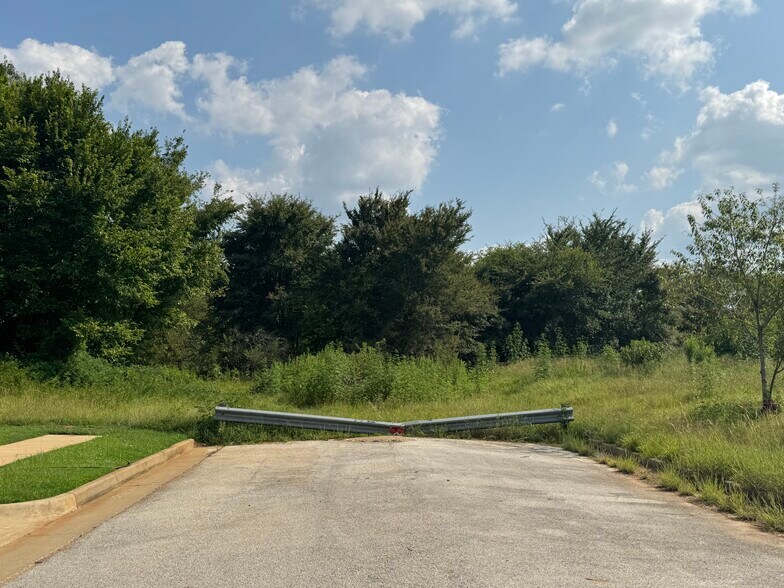 More Photos Of 000 Meadow View Ln, Flint Land For Sale