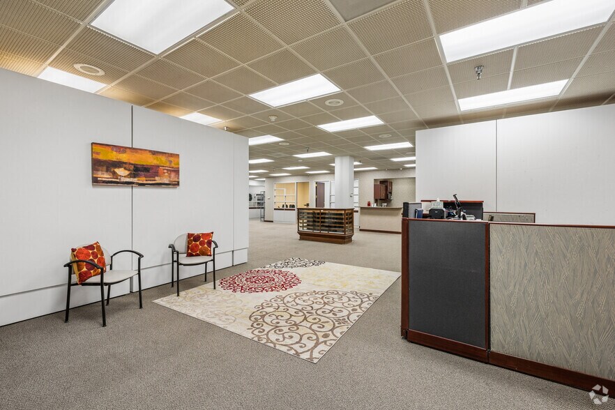 More Photos Of 300 Walnut St, Des Moines Apartments For Sale