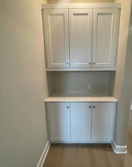 More Photos Of 3005 Cochran St, Simi Valley Specialty For Lease