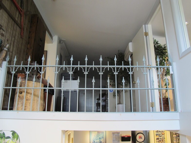 More Photos Of 4056 Marietta Ave, Mount Joy Light Distribution For Lease