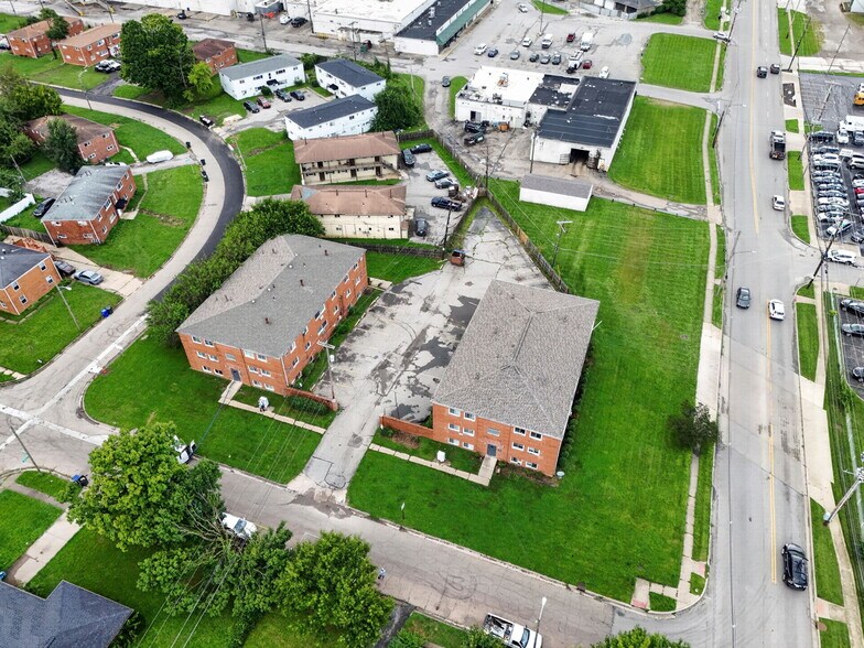 More Photos Of 3670 Seabrook Ave, Columbus Apartments For Sale